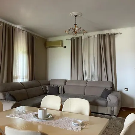 Ilir Casa de hóspedes *