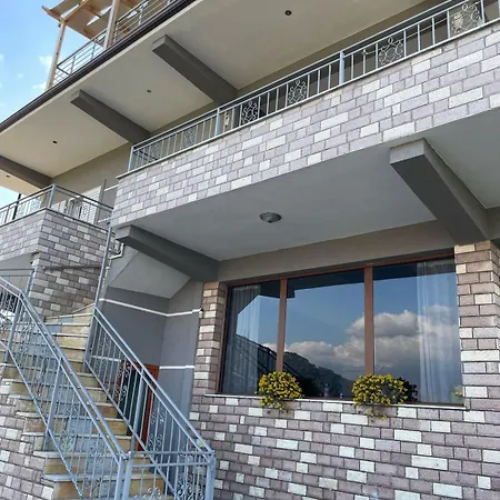 Casa de hóspedes Ilir Berati