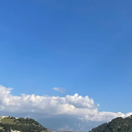 بيت ضيافة Ilir